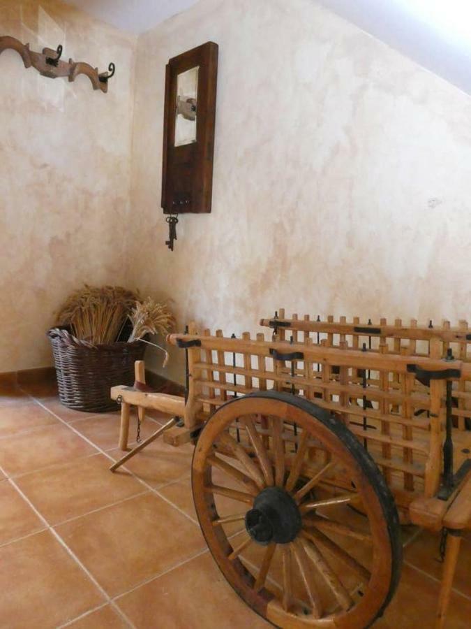 فيلا El Carro Del Abuelo Villovela de Pirón المظهر الخارجي الصورة